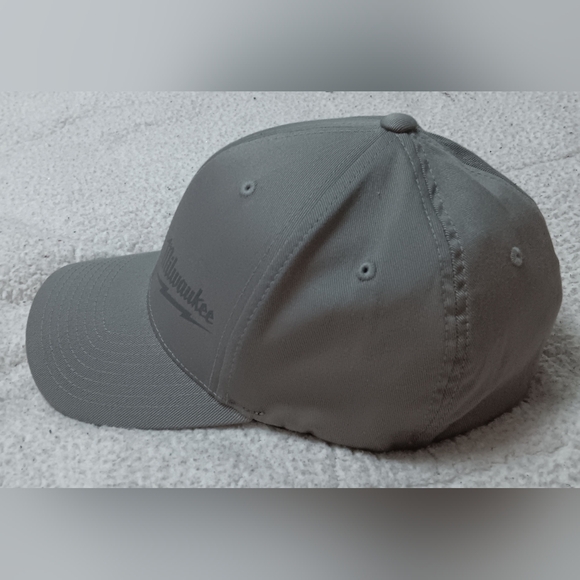 Milwaukee Tools Mens Large/XL Gray Fitted Hat Cap - Picture 4 of 13